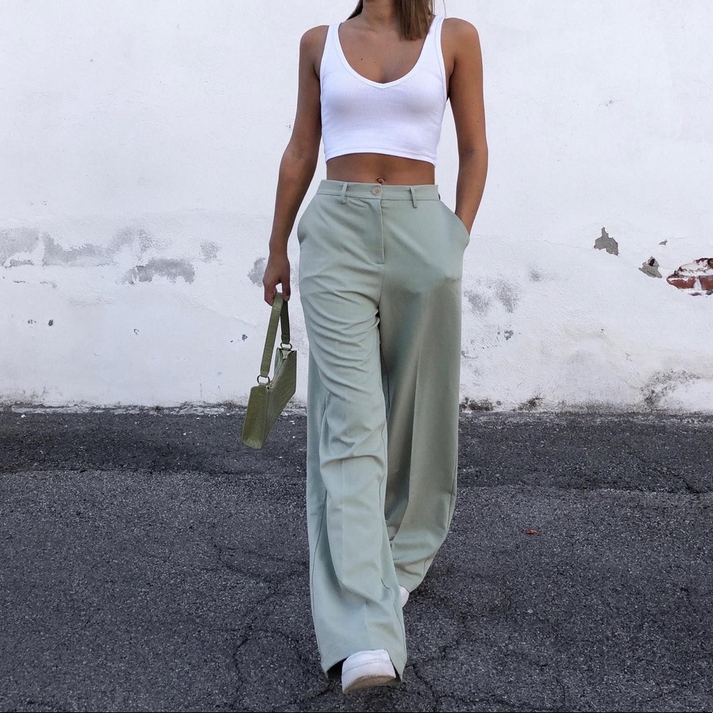 ✨BNWT Motel Rocks Sage Abba Trouser in a Size M